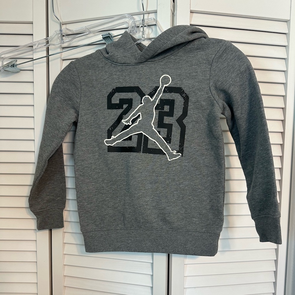 Jordon size small (4 to 5 yrs) gray and black hoodie